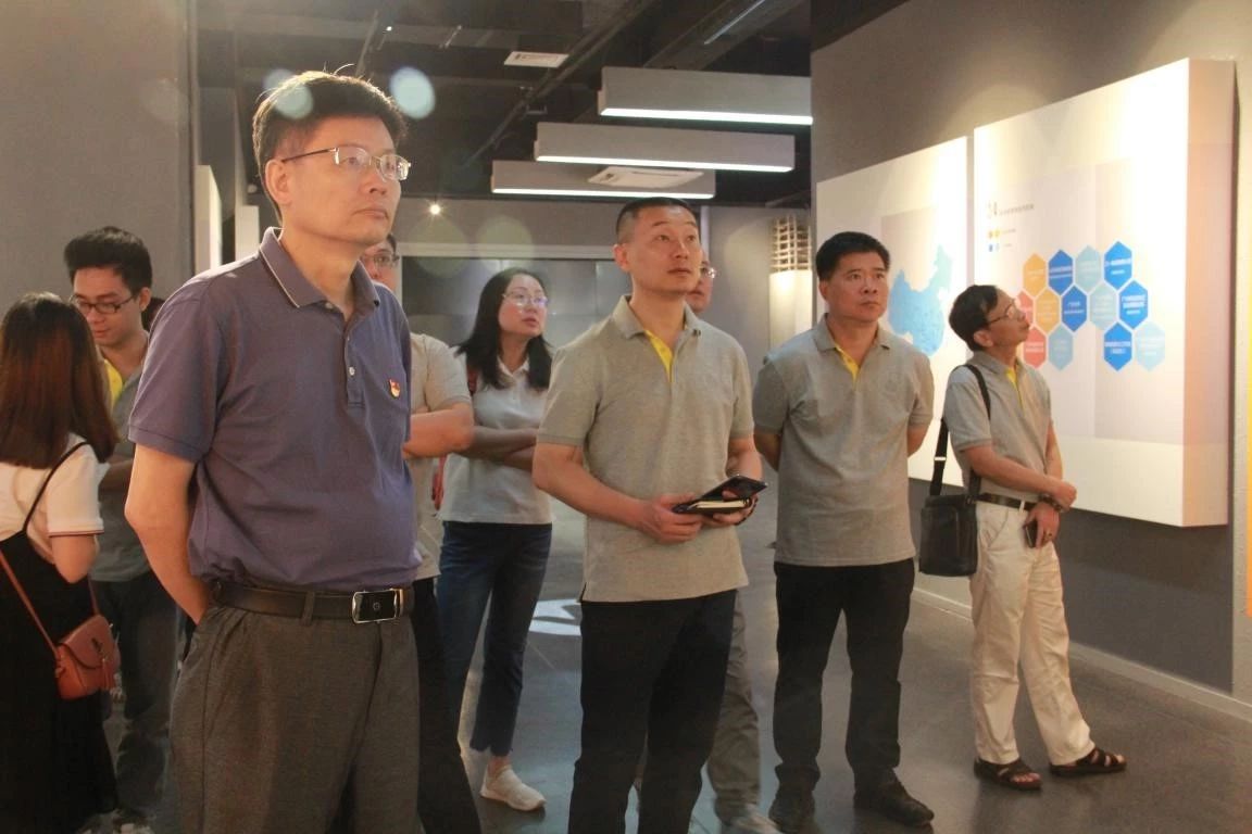 【党建活动】广建小贷开展主题党日活动,组织参观恒盛大厦装配式建筑展览馆——落实新发展理念,打造现代经济产业体系 【党建活动】广建小贷开展主题党日活动,组织参观恒盛大厦装配式建筑展览馆——落实新发展理念,打造现代经济产业体系