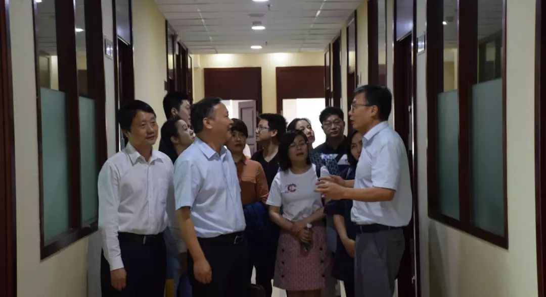 【会员风采】省际交流,共同促进业务发展——合肥市小贷公司协会到珠海市斗门区元亨小额贷款有限公司考察交流 【会员风采】省际交流,共同促进业务发展——合肥市小贷公司协会到珠海市斗门区元亨小额贷款有限公司考察交流
